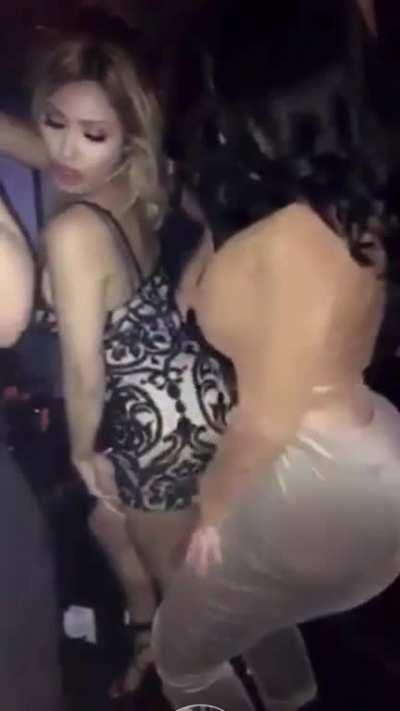 She Loves the Attention Her Ass Receives On The Daily...🍑🍑🍑