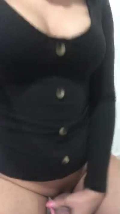 When she’s packing 😏