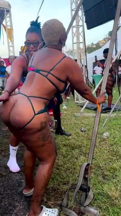 Outfit @ð¥ skyphotos_svg