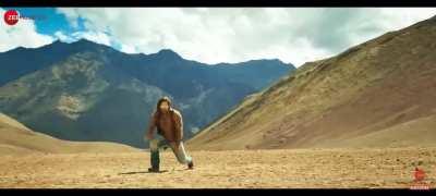 What even is this? Did he choreopraph this himself?