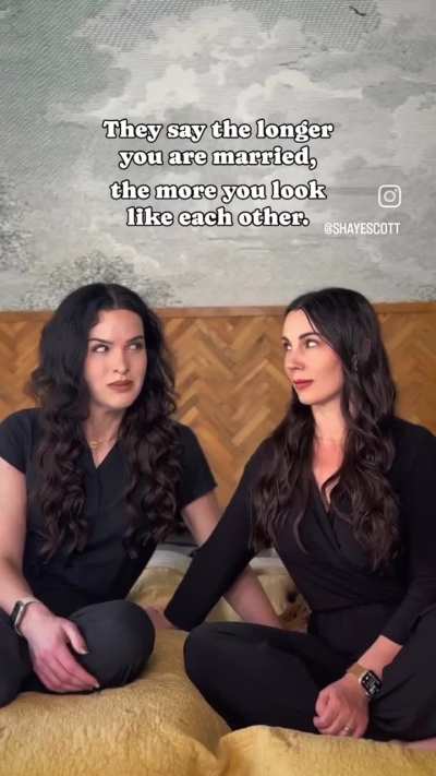 A case of the less-common sapphic doppelbangers