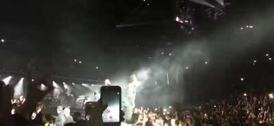 Tb to The Weeknd bringing out Drake in Toronto🥲