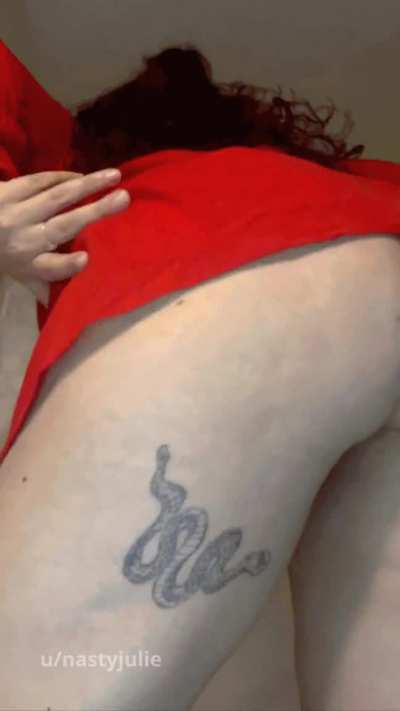 A dress without panties is more fun!