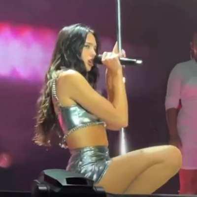 Dua Lipa can fucking get it from me, Jesus Christ