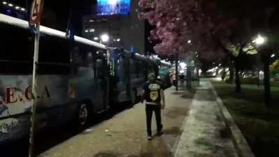 Preparándose para festejar el 17 de octubre en la Cuarentena mas larga del mundo.