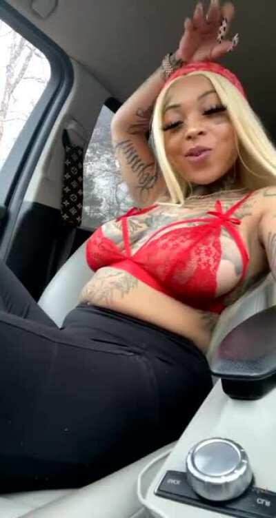 Y’all be saying fat. I’m lost 🤷🏾‍♂️