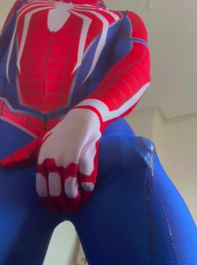 Uh oh my web fluid is leaking..