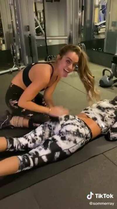 Damn Shanon and Sommer both got that cake