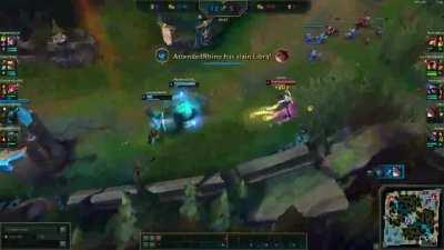 Ok I thought that flash was smooth but I feel so bad for the senna like she cancelled 15 autos lmao