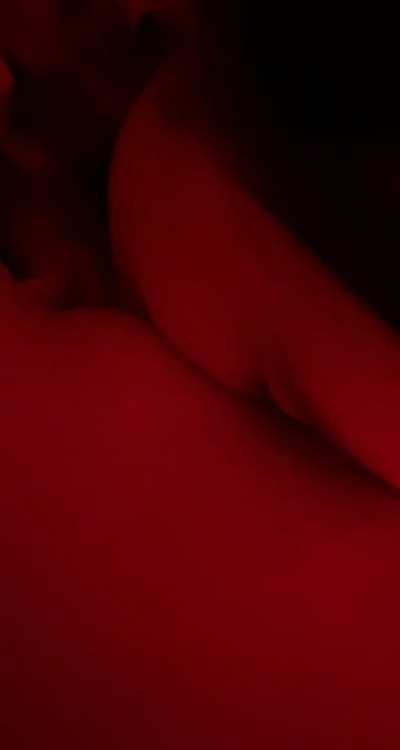 the finger+tongue combo never fails to make me cum😩❤️💦