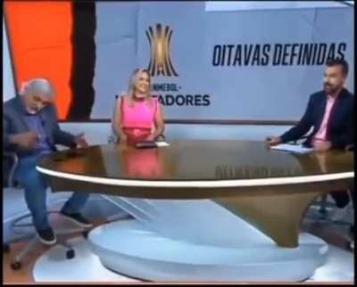 Alguém vai continuar não conseguindo entrar na sede da Conmebol