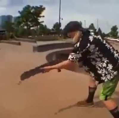 trust nobody at the skatepark