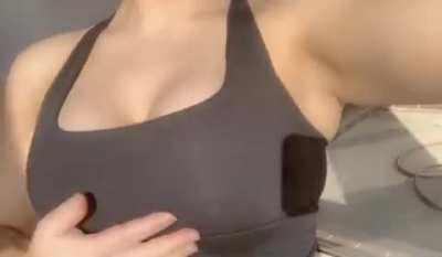 Do you like watching me drop my huge titties? [OC] 😏