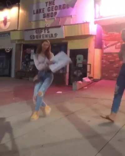 help, there goes the Pizza