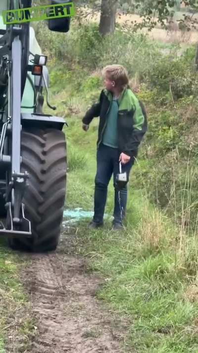 WCGW pushing down on a flimsy door while opening it