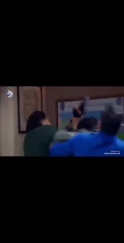 Kasım ayının sonu sınavlarımın olduğu fakat 2 aylık online eğitimden bir şey anlamadığım aklıma gelmiştir