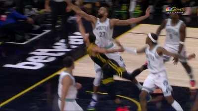 [Highlight] Steph Curry goes by McDaniels and finishes a tough and-1 on Gobert to close the first half