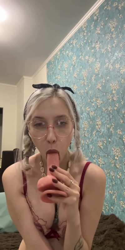 if you accpt nudes textmee my tel'egm:kokkog