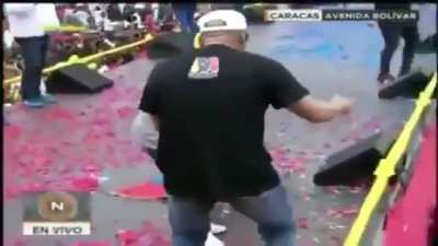 Recordatorio histórico: Maradona celebrando a Maduro