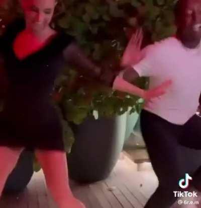 full video of charlidamelio dancing to doja cat music