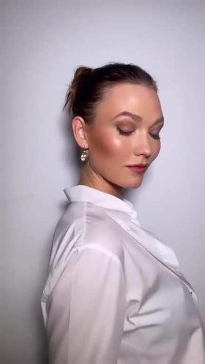 new video posted by her hairstylist