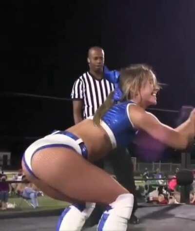 Kylie Rae in position (better quality)