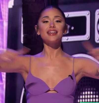 hold them up baby im almost there