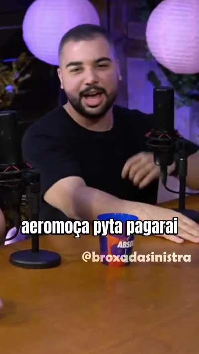 ✈️ 🦜 🍺 🍷 🙋‍♂️ 🥤🪽