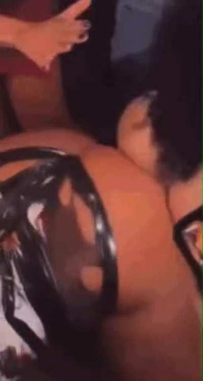 coi and meg rubbing asses