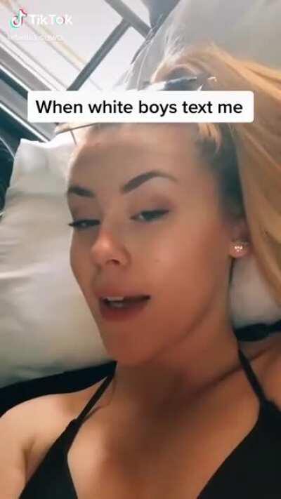 She Likes Darkskin, So Stop Texting Her!