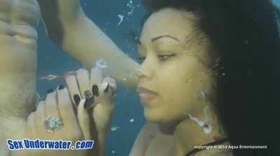 Harley Dean sucking underwater until he explodes in her mouth