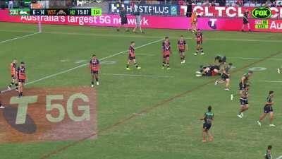 David Nofoaluma KFC Classic catch