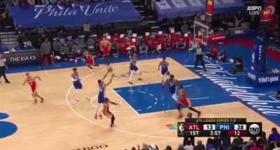 [Highlight] Ben Simmons blocks Trae Young’s deep 3