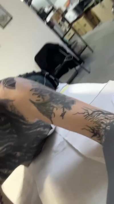 Trying to seduce u with my tattoos