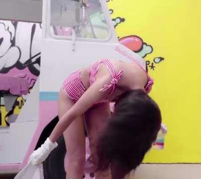 More Ice Cream Video BTS