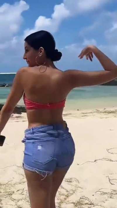 Nora fatehi hot