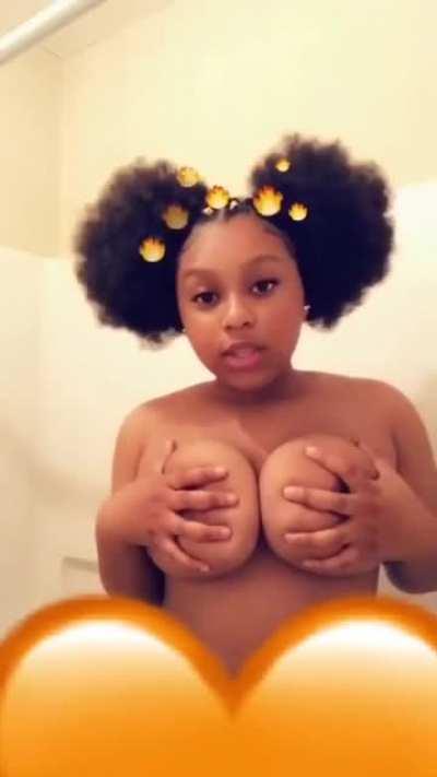 Add her snap @LayLaa327 To buy more content 🥰!!