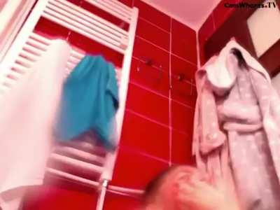 I'll take what she's having pls