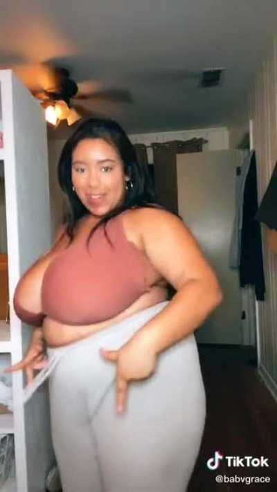 I love her 😍 can’t get enough ❤️