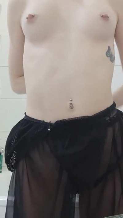 can I please a rating for how cute my tiny butt is