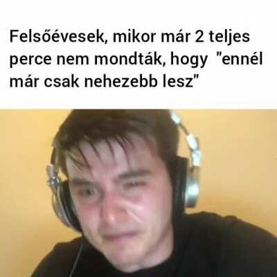 Haver en csak azt kerdeztem, merre van a wc