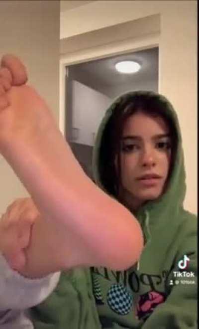 Just some pretty feets hiding in socks