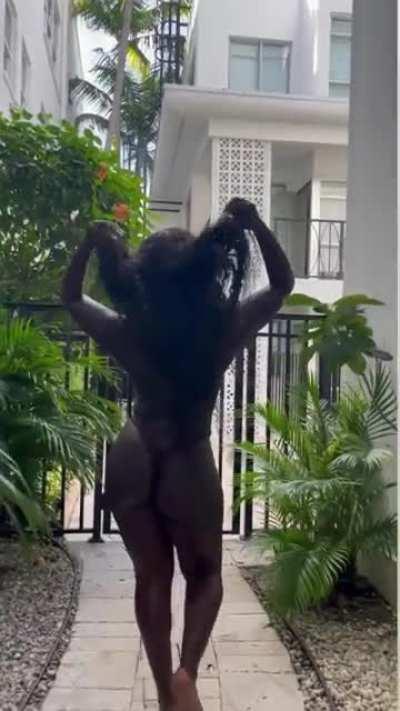 Wouldn’t ever get tired of that ass