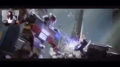 HE'S PULLING HIS COG OUT