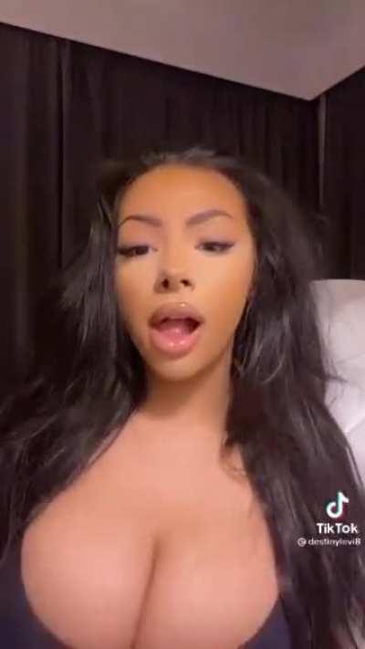 Destinylevi8 🫶🏼