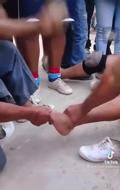 re-locating a dislocated ankle