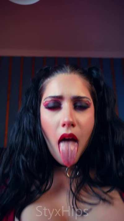 Do you like the way I beg?