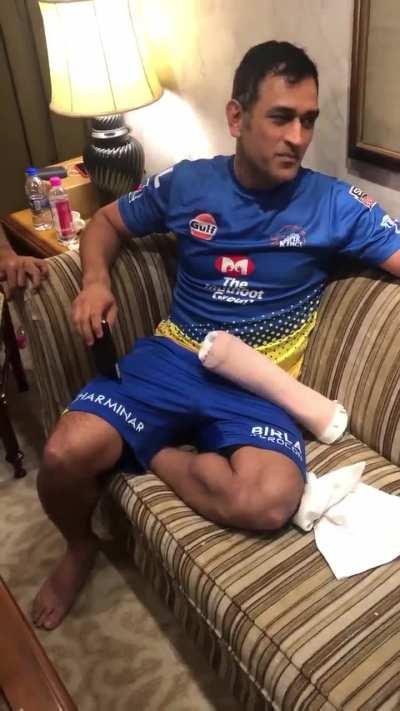 After Thala the biker , Thala the farmer, Thala the army man , Thala the golf keeper , we have Thala the OG singer so we all have officially entered the Thala's multiverse of madness 🥰🗿🥂