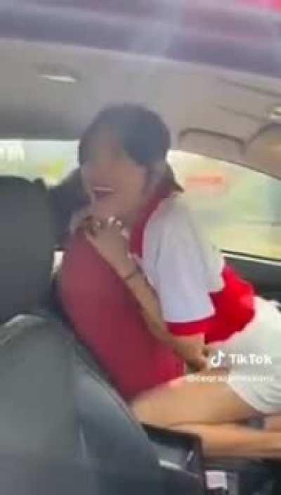 Bulan Sakit Merah, meanwhile in a parallel universe.