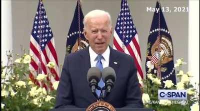 “nO oNe eVeR sAiD tHe vAcCiNe wOuLd sToP yOu gEtTiNg cOvId” Actually..